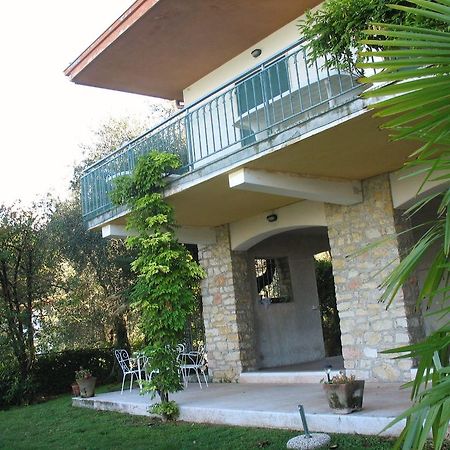 Villa Patrizia Torri Del Benaco Exterior photo